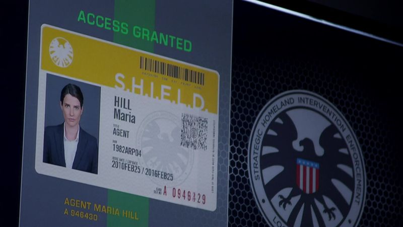 File:Maria Hill's S.H.I.E.L.D. badge in Pilot.jpg